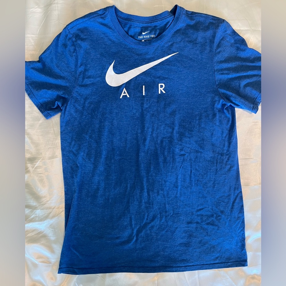 Men's Nike Blue Tee Medium